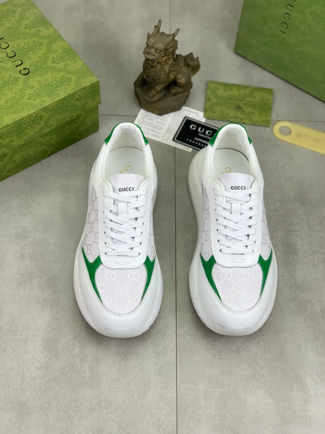 Men's shoes 💰P460💰【New model】🆘 The latest model from Gucci official website🎁Classic casual and fashionable men's shoes👟Best model💥The style is simple and elegant, exclusive for trendy men. Unique official website latest brand elements👑Gucci original decoration, fashionable and generous, the fabric is made of original soft calfskin➕Comfortable soft pigskin lining ✅Wear-resistant rubber outsole specified on the official website_Full of elasticity, the classic model taken at the counter 🎬Color: 4⃣️colors available😍Number of yards: 38-44 (45 46 customized)